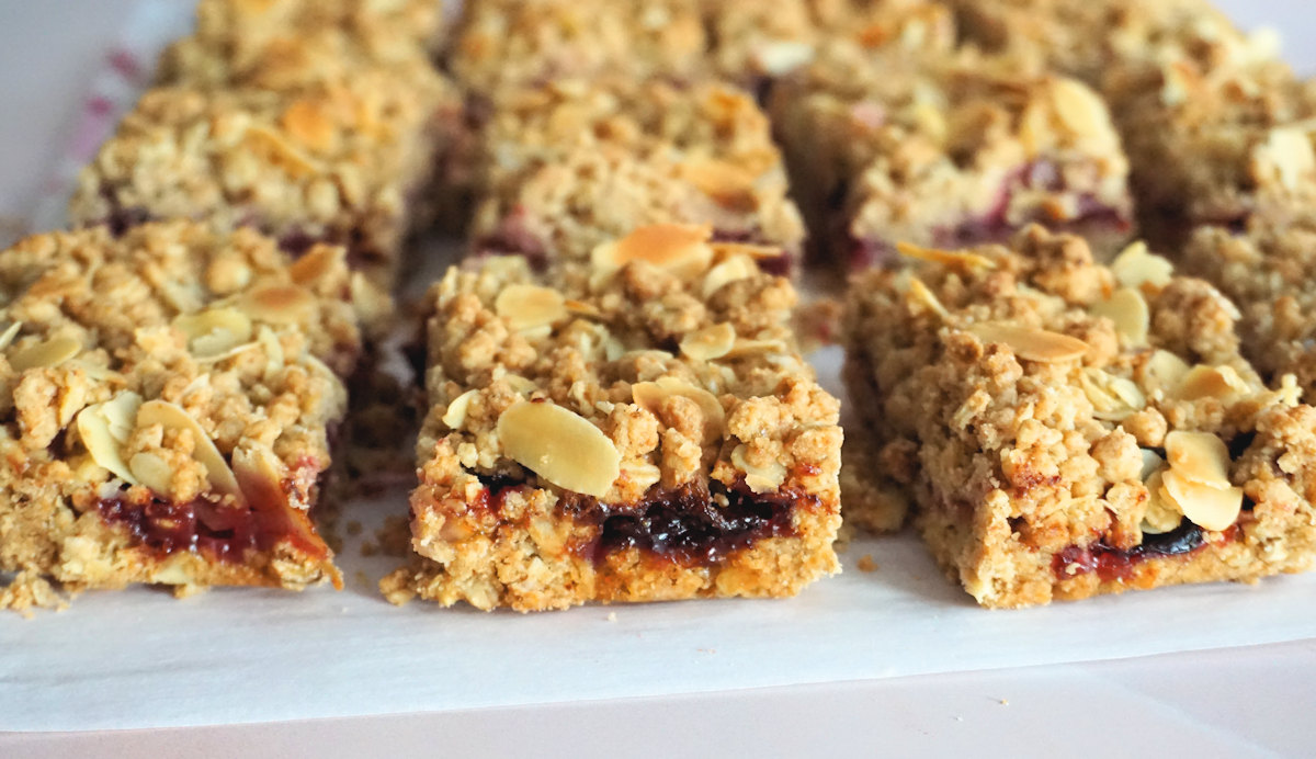 Plum Crumble Breakfast Bars Recipe Cuisine Fiend